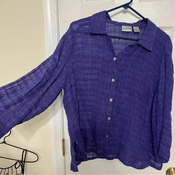 Beautiful Chico’s Sheer Purple Blouse Button Down Three-Quarter Length Sleeves - Picture 3 of 13